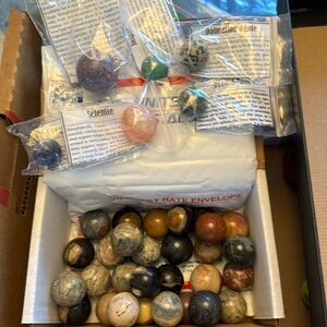 35 natural stone marbles